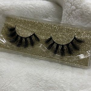 Faux mink lashes